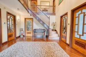 Entrance Hall- click for photo gallery